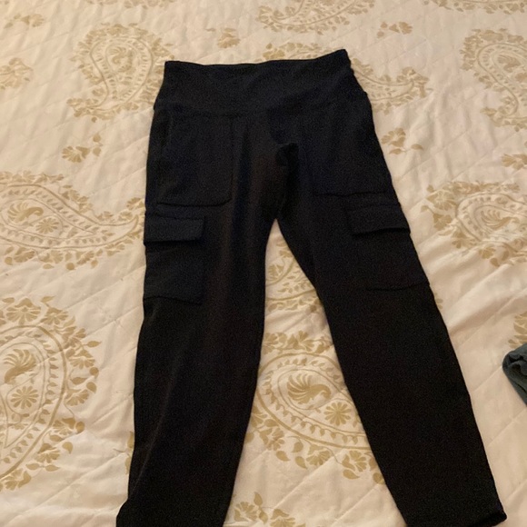 Old Navy PS Cargo style Lycra legging - worn once